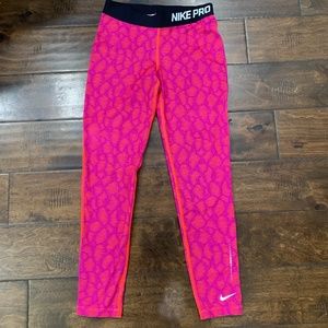 Girls Nike Pro Leggings